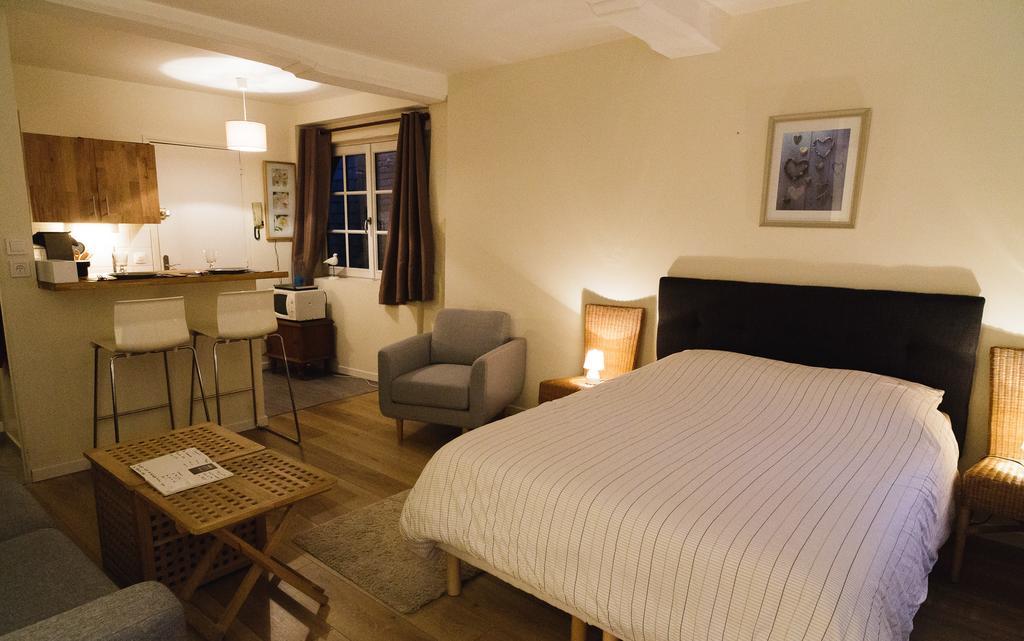 Le Studio Du Gouverneur Honfleur Rom bilde