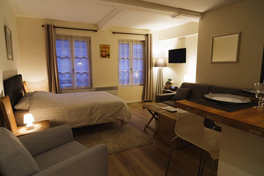 Le Studio Du Gouverneur Honfleur Rom bilde